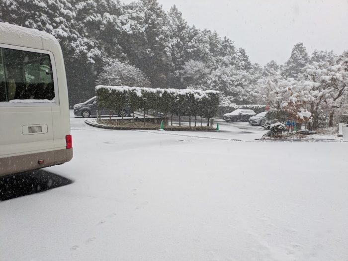 大雪の影響による送迎バスの運行について